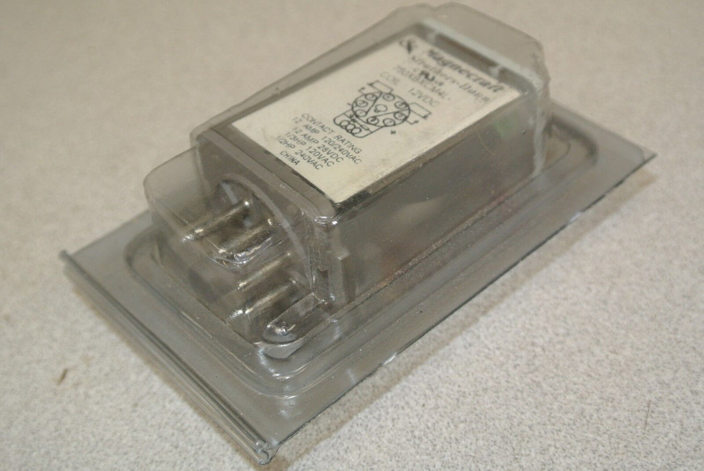 MAGNECRAFT 750XBXCM4L RELAY / 12A @ 120/240VAC / 12A @ 28VDC / NEW SURPLUS