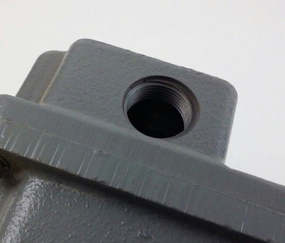 Square D PRESSURE SWITCH 9012GAR2 - Class 9012, Type GAR-2, Ser. B, Range 1-18
