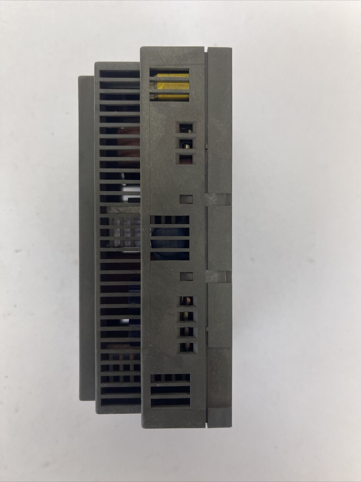 SIEMENS 1P 6EP1332-1SH41 POWER SUPPLY INPUT 120-230VAC OUTPUT 24VDC 2.5A