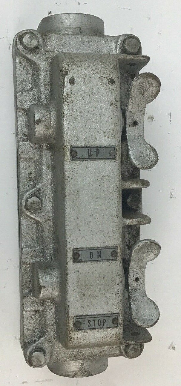 WESTINGHOUSE TYPE HDW PUSHBUTTON STATION 77H954  600VOLTS