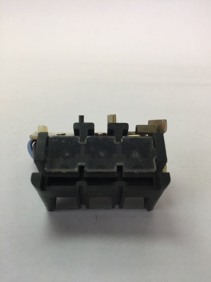 WESTINGHOUSE/CUTLER HAMMER A1X3RT AUXILIARY SWITCH 600VAC 125/250VDC 1492D60G02