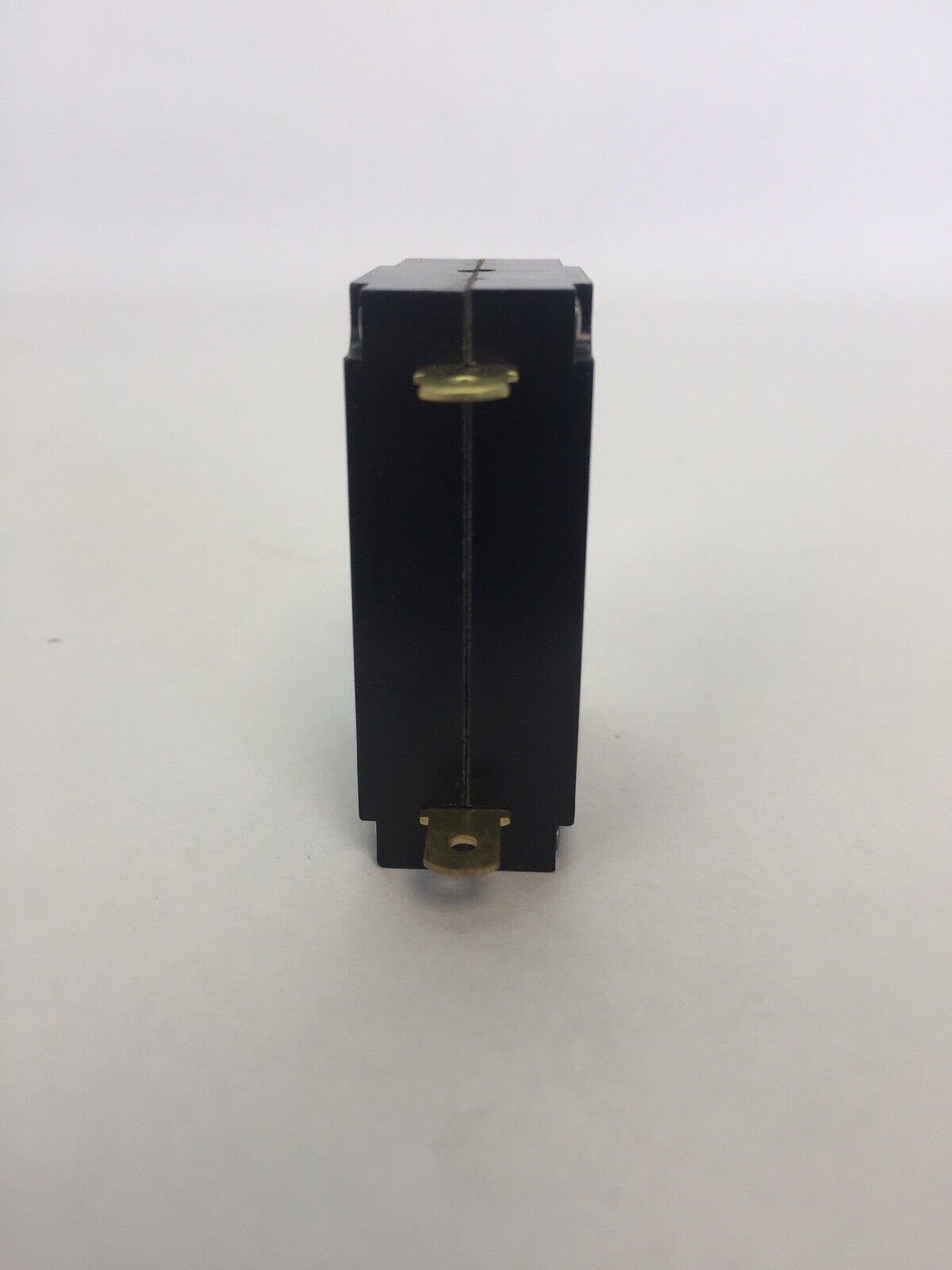 POTTER & BRUMFIELD W67X2Q1-2-2 CIRCUIT BREAKER 1 POLE 2A 250VAC 50/60HZ