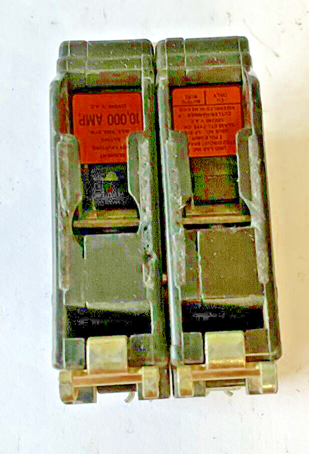 CUTLER-HAMMER CH220 CIRCUIT BREAKER 120/240VAC 2POLE CLASS CTL ***LOTOF2***