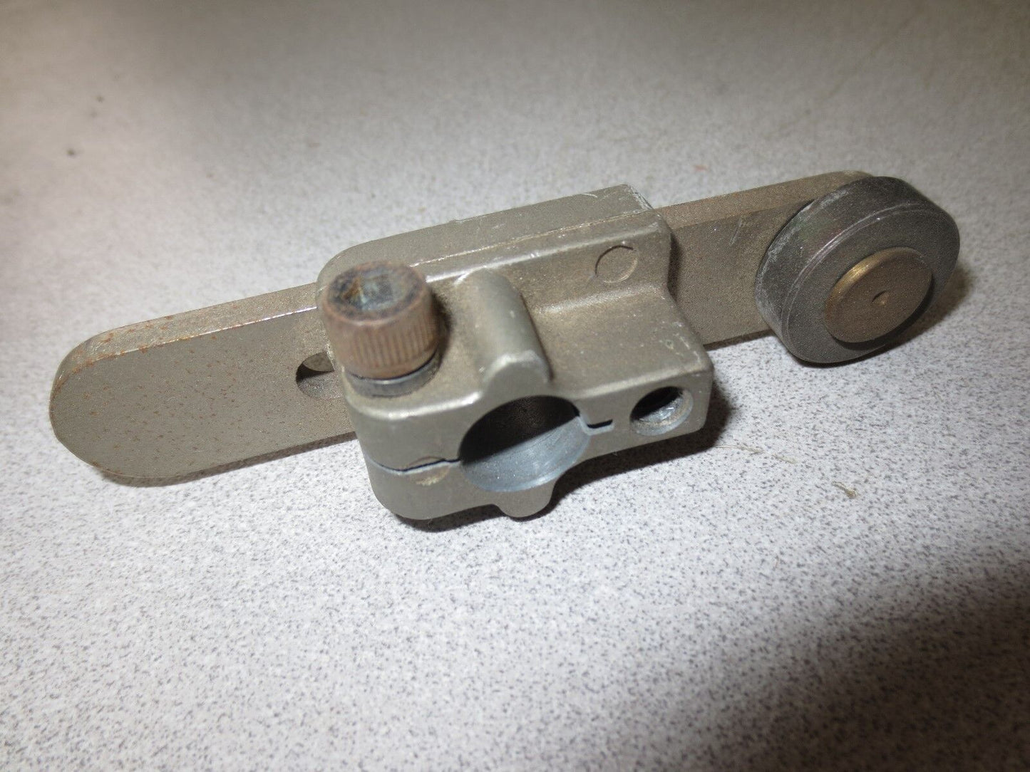 NAMCO EL090-55310 STRAIGHT ADJUSTABLE LIMIT SWITCH ROLLER LEVER - NEW SURPLUS
