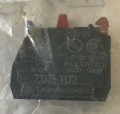 TELEMECANIQUE ZB2BE101 & ZBE102 CONTACT BLOCK ***LOTOF2***