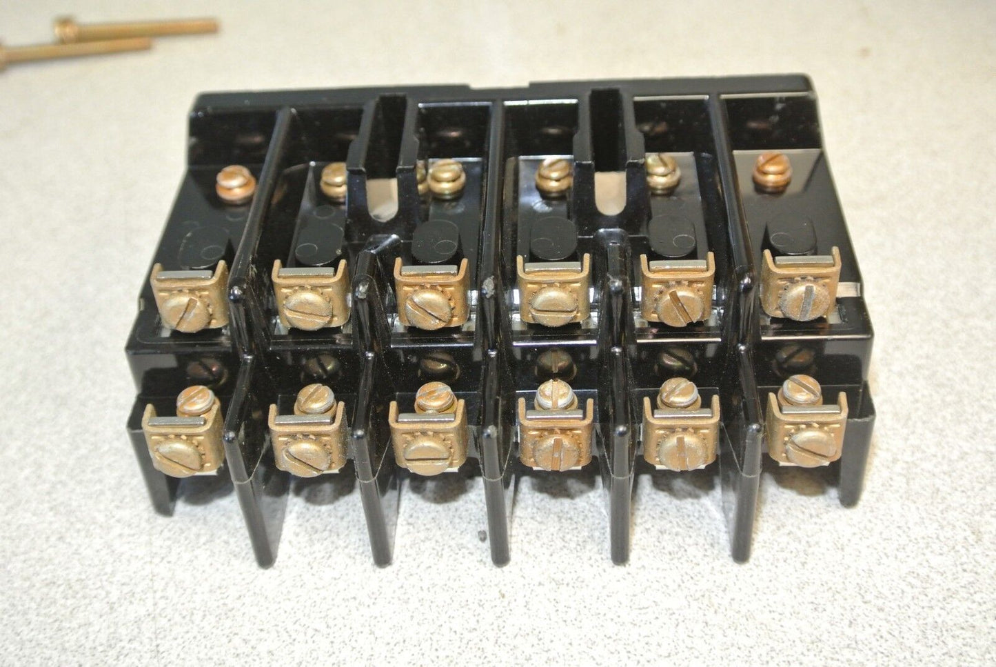 ALLEN-BRADLEY Z-31951 / SET of CONTACTS w/ SUPPORT / 6 POLE / NEW SURPLUS
