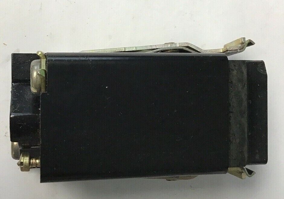 GENERAL ELECTRIC CR103C1101B SQUARE LIGHT 110/125VAC/DC