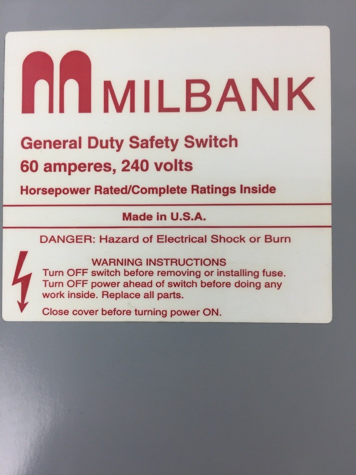 MILBANK MG222NGB GENERAL DUTY SAFETY SWITCH 60A 340V 3 WIRE S/N FUSIBLE TYPE 1