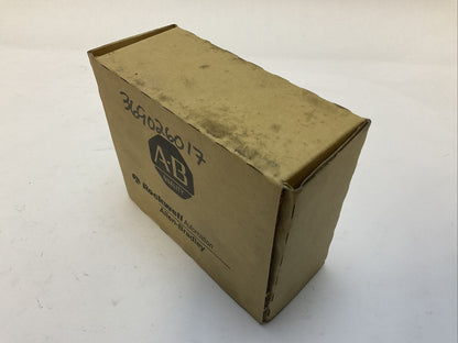 ALLEN BRADLEY 1769-OA16 F/W REV 3.1 DIR/VER 10000204959/00 SER A 16 PT
