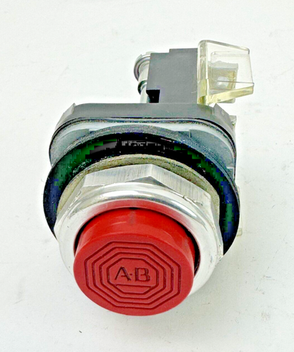 ALLEN-BRADLEY - 800T-B SER. T TYPE 4, 13 - RED PUSH BUTTON W/ 800T-XA SER. D