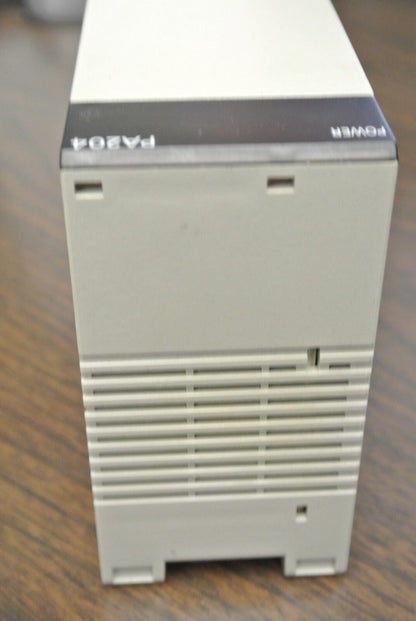 OMRON C200HW-PA204 / POWER SUPPLY UNIT / 100-120VAC / 200-24VAC / 120VA