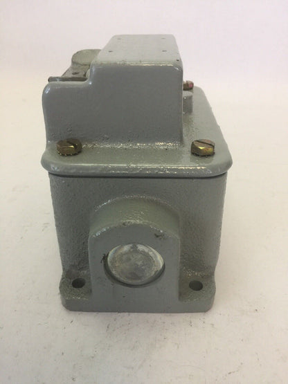 GE CR2940AJ202A HEAVY DUTY PUSH BUTTON STATION 2 UNIT 600V MOMENTARY PB NEMA 4