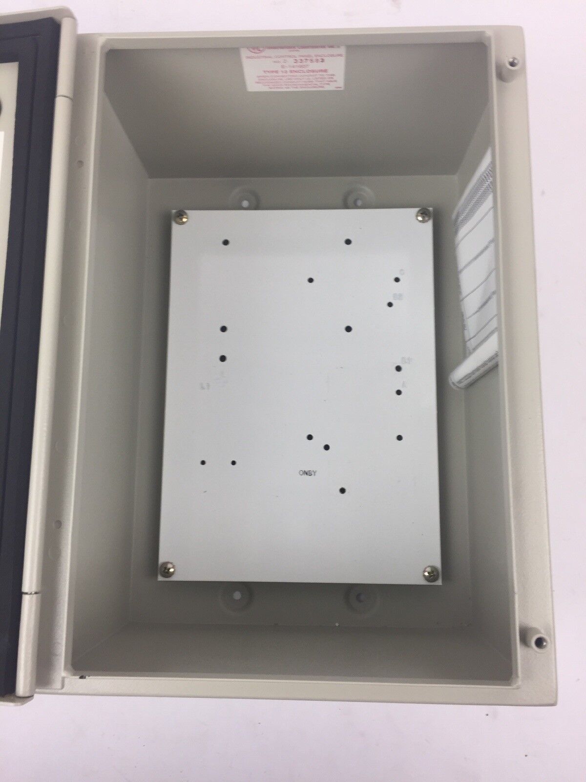 ALLEN BRADLEY 109-A24JD3-C24-7 TYPE 12 STARTER ENCLOSURE ONLY SERIES A