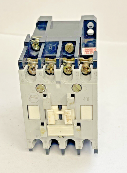 ALLEN BRADLEY - 700-F400A1 SER. C - CONTROL RELAY 120V / 60HZ COIL