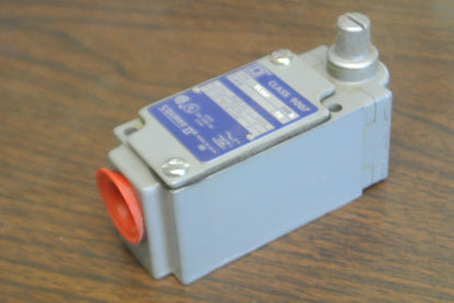 SQUARE D 9007 B53B2 Ser. B / HEAVY DUTY LIMIT SWITCH / NEW SURPLUS in BOX