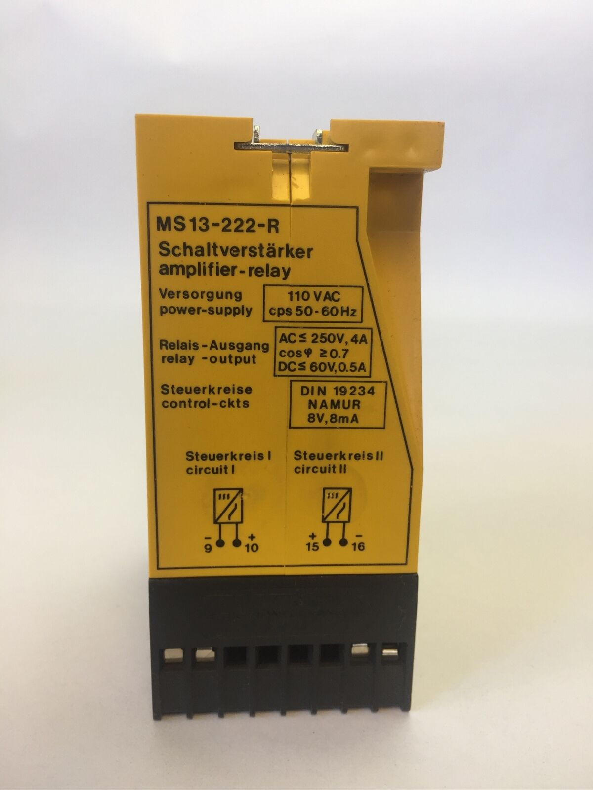 TURCK MS 13-222-R MULTI SAFE AMPLIFIER RELAY 110VAC RELAY OUTPUT 250VAC 60VDC