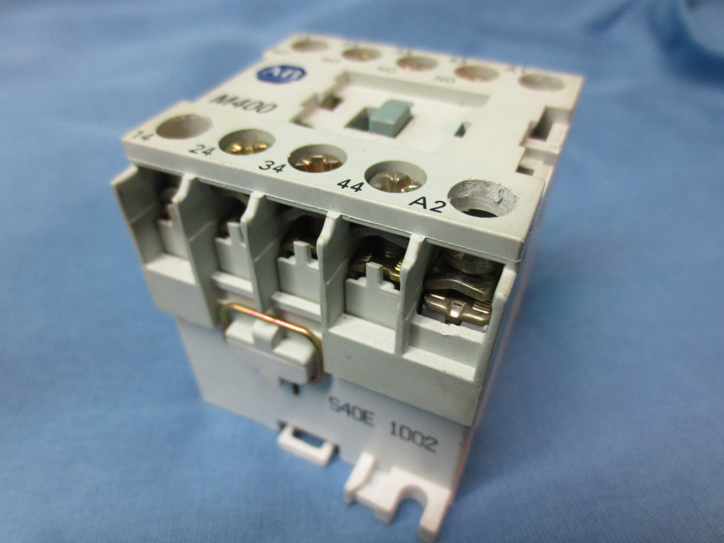 ALLEN-BRADLEY 700-M400* Ser A CONTROL RELAY 110/120V COIL