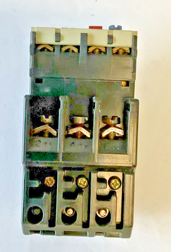 TELEMECANIQUE LR2 D1321 OVERLOAD RELAY 600V