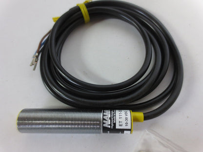 NAMCO CONTROLS ET111-32110 TUBULAR PROXIMITY SENSOR - N.O. - PNP - NEW SURPLUS