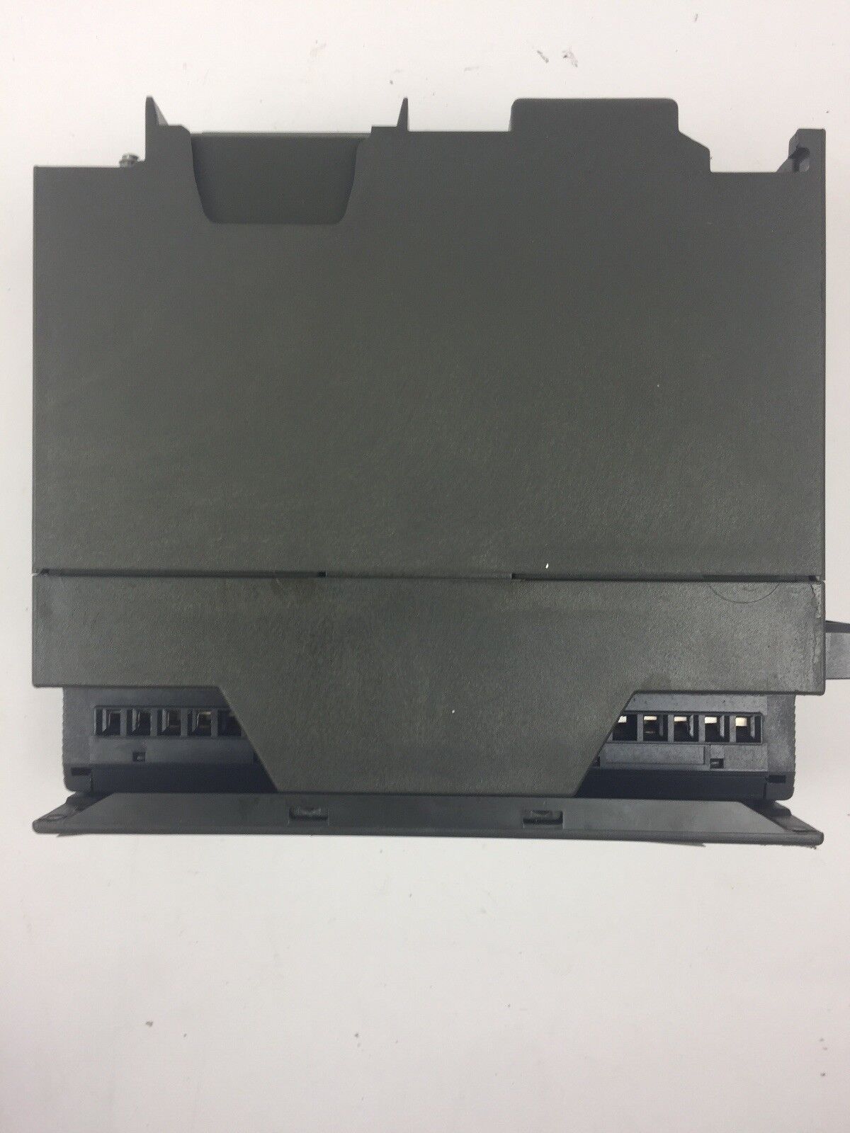 SIEMENS 6ES7 322-1BH01-0AA0 OUTPUT MODULE