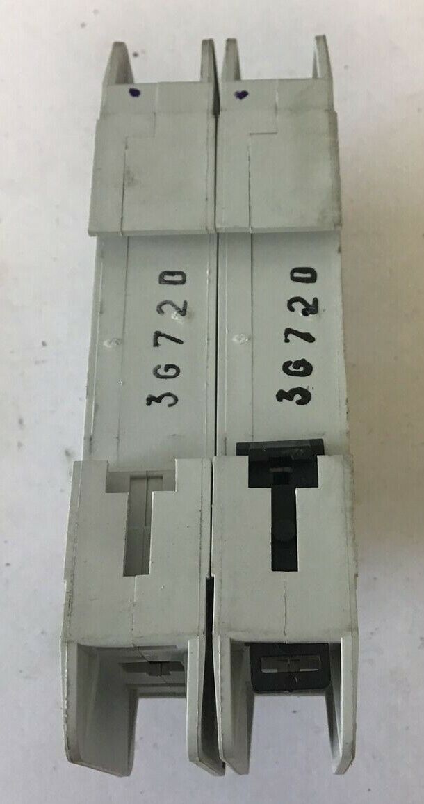 EATON WMZT2D02 CIRCUIT BREAKER 2A 480Y/277VAC 10KA 2POLE 50/60HZ***LOTOF3***
