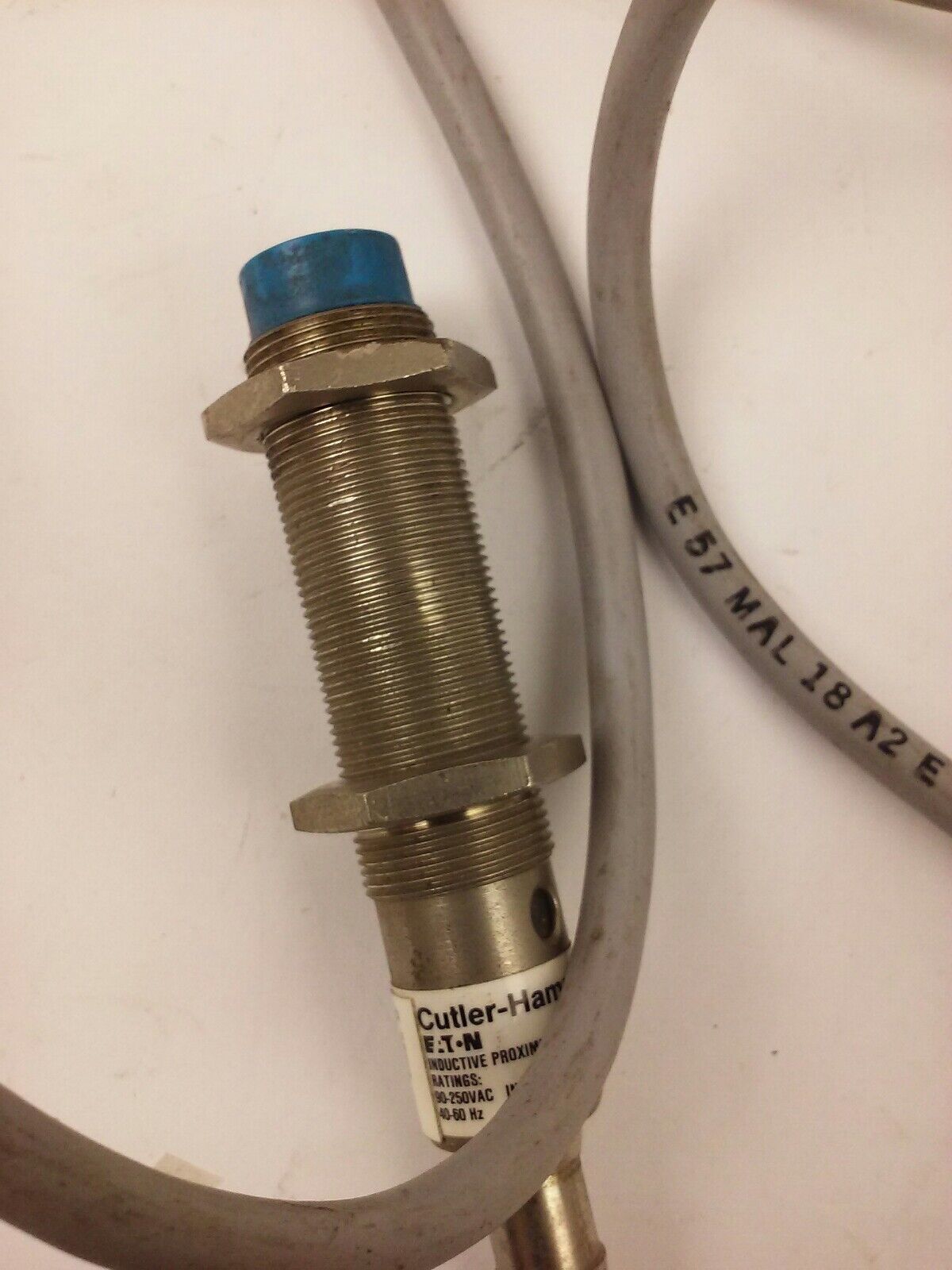 CUTLER HAMMER E57MAL18A2E SER.C1, INDUCTIVE PROXIMITY SENSOR, 90-250VAC, 40-60HZ