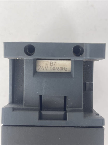 TELEMECANIQUE LC1 D09 CONTACTOR 25A 600VAC 7.5HP COIL 24V 50/60HZ