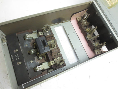 GE THPS364 FUSIBLE INTERRUPTER - 200A, 600VAC, 3-POLE - 60HP, 100HP MAX