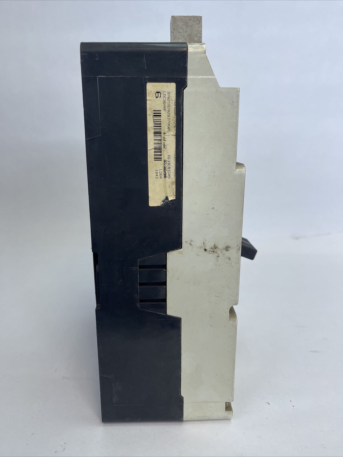 CUTLER HAMMER LDC3600F CIRCUIT BREAKER SER C 600A 3P 600VAC 250VDC LT3600T 600A
