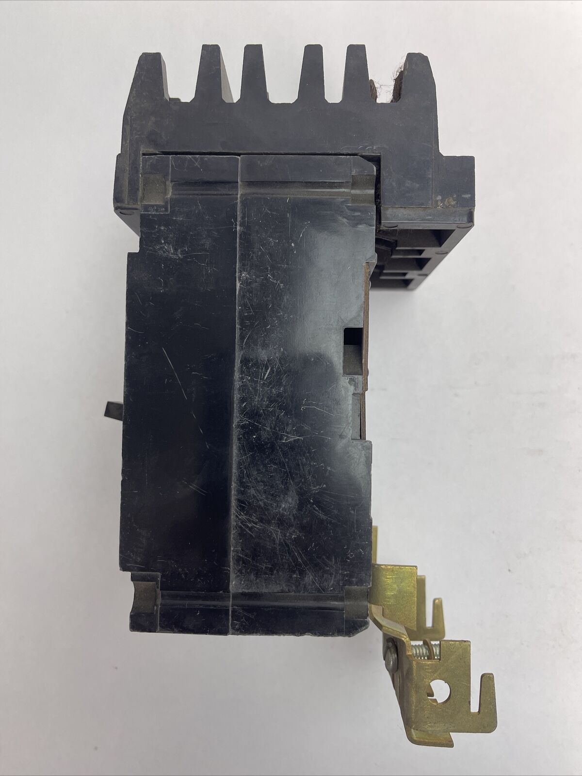 SQUARE D FH36020 MOLDED CASE CIRCUIT BREAKER 20A 600VAC 250VDC 3POLE SERIES 2