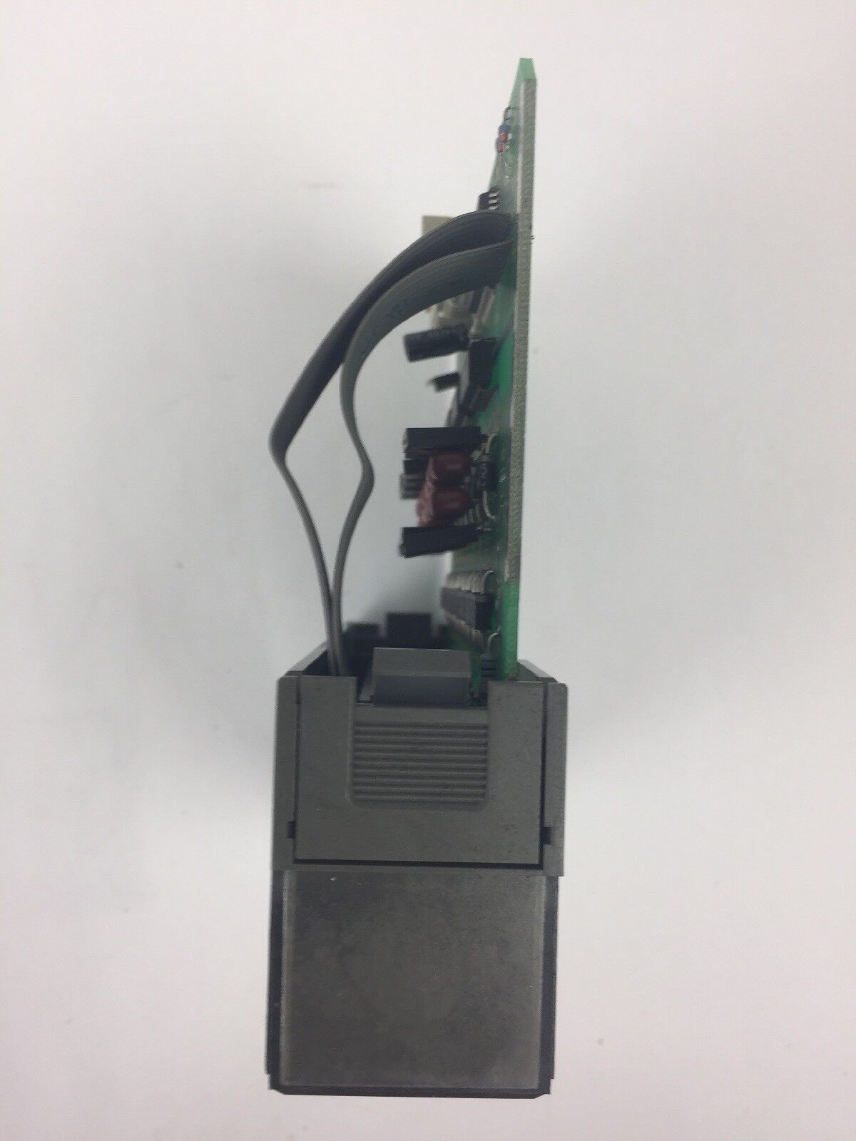 ALLEN-BRADLEY 1746-OB16 SER. D OUTPUT MODULE
