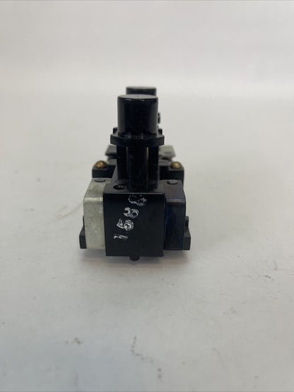 HUBBELL PG2 PBP PUSHBUTTON INSERT SINGLE SPEED / PLUG IN 120/240/480VAC 125/250