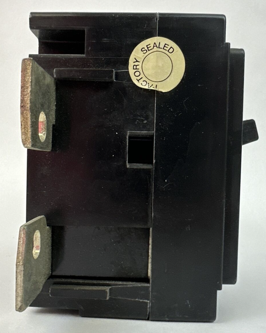 EATON CUTLER HAMMER BW2125 CIRCUIT BREAKER 125A 2P 120/240VAC 7803C08G70 BW 10K