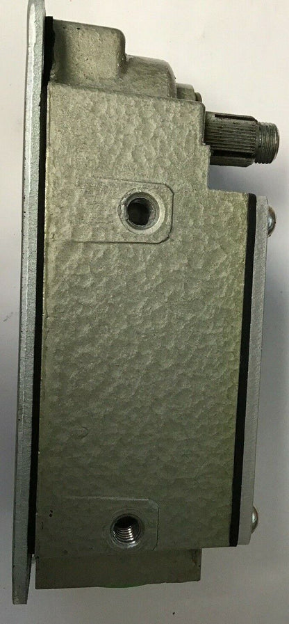 GOULD R.B.DENISON LIMIT SWITCH L100WTL-2M CONTACT 14