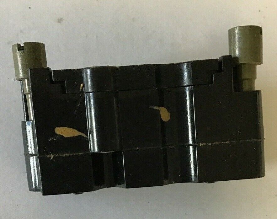 CUTLER HAMMER E30KLA1 CONTACT BLOCK***LOTOF3***
