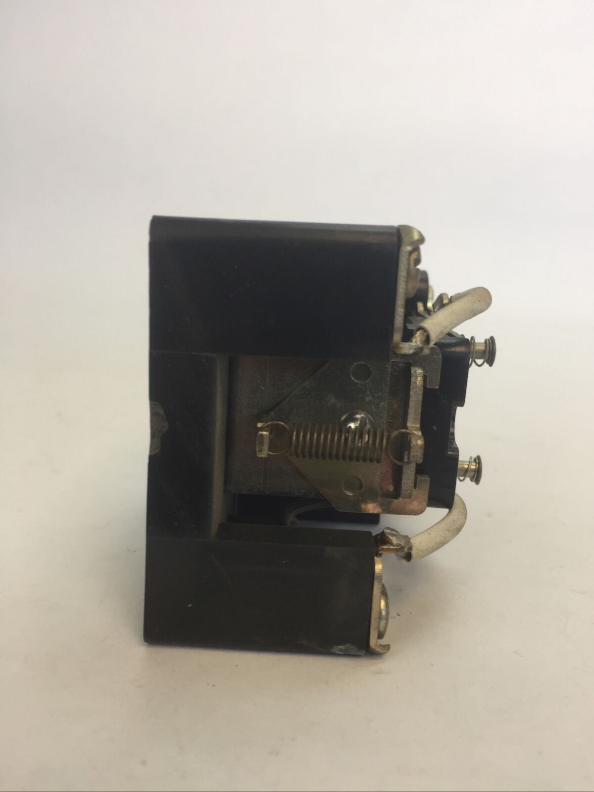 LINE ELECTRIC STA-2A RELAY 190 VAC 50-60CY 25AMP 1HP 2POLE