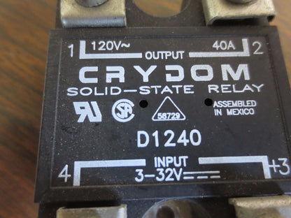 CRYDOM D1240 SOLID STATE RELAY - input 3-32V, output 120V. 40A