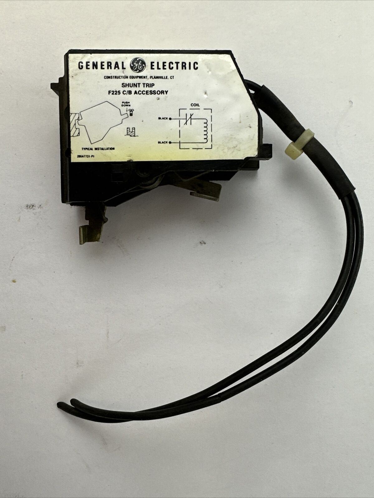 GE TFKSTA8 SHUNT TRIP 24VDC 286A7734P2 F225 C/B ACCESSORY