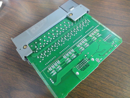 ALLEN-BRADLEY 1746-IB16 INPUT MODULE for SLC500 - Ser. C - INPUT 10-30VDC