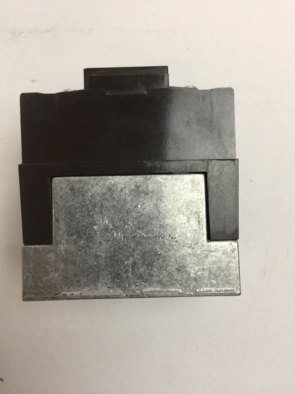 CUTLER HAMMER D26MRD12A1 TYPE "M" RELAY 1NO 2NC COIL 120VDC 9-2404-1