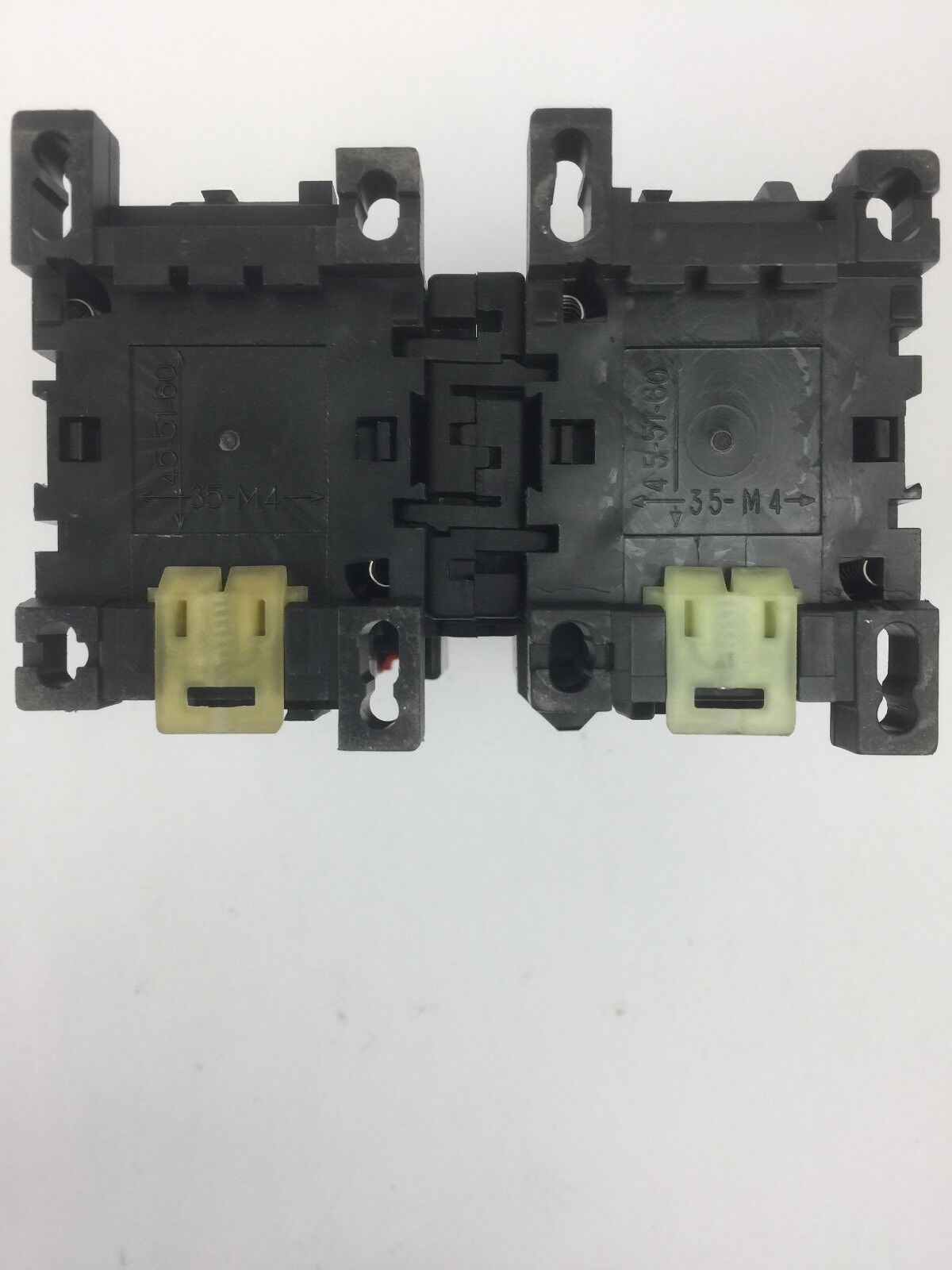 ABB B16-40-00 CONTACTOR 600V 21A COIL 120V 60HZ 110V 50HZ CA7-10-01