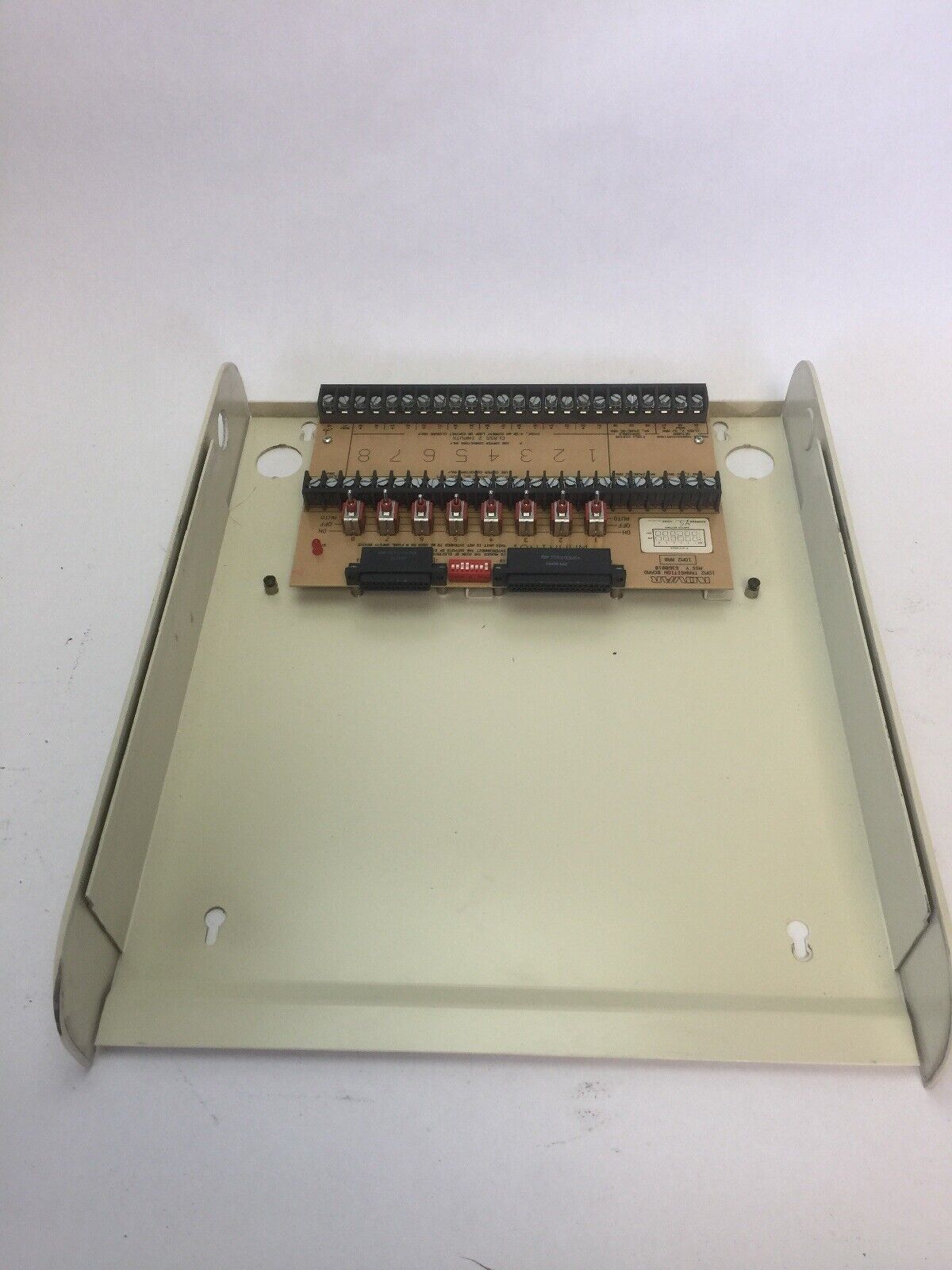 NOVAR IOM2-9000 MOUNTING  BASE 24VAC WITH ASS'Y 6360010 IOM2 TRANSITION BOARD