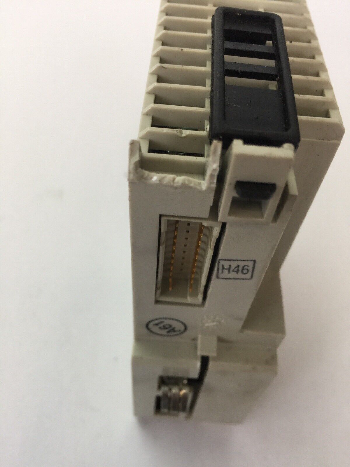 SCHNEIDER AUTOMATION DAP 218/ AS-BDAP-218 Output Module