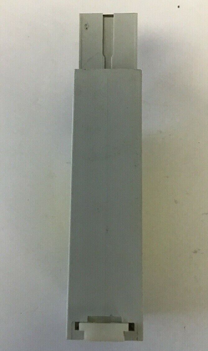 BANNER AT-FM-10K SAFETY RELAY 24VDC**** (PARTS ONLY) NOT WORKING*****