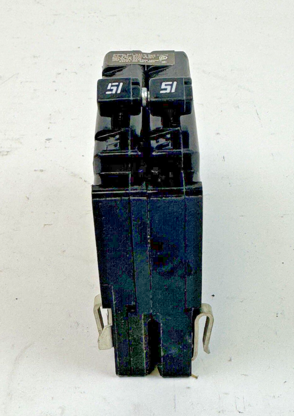 CHALLENGER *BOX OF 10* - A215K - COM. TRIP CIRCUIT BREAKERS -2 POLE/15 A/240 VAC