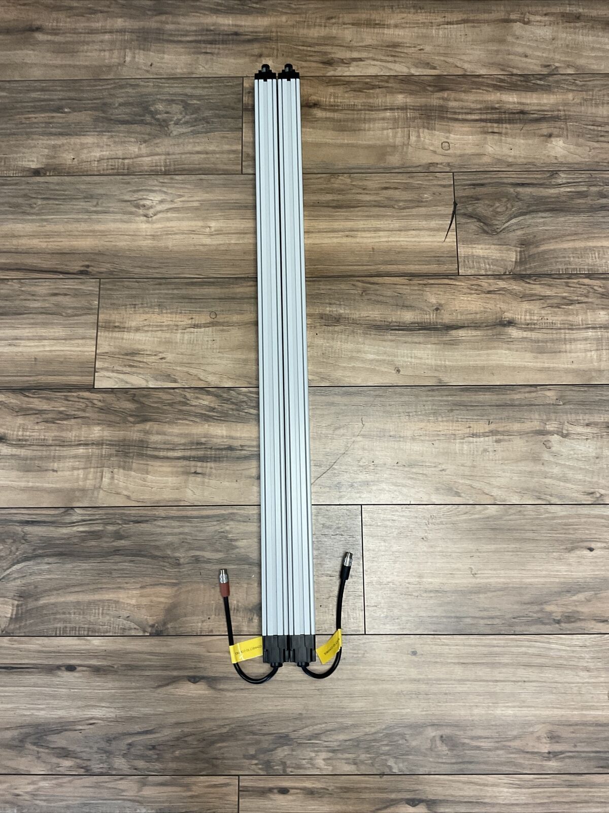 WINTRISS SHADOW 8 9685206 LIGHT CURTAIN TRAINSMITTER + RECEIVER 24VDC