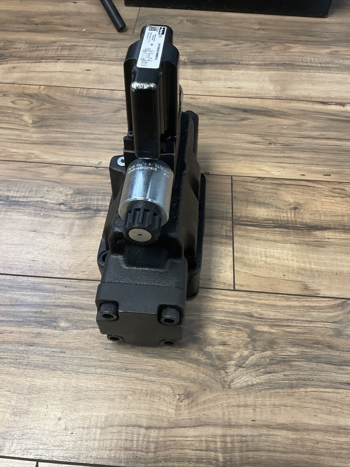 PARKER D1FVE02CC0NM0314 VALVE D91FBE01HC4NF0014 350BAR MAX P.A.B.X