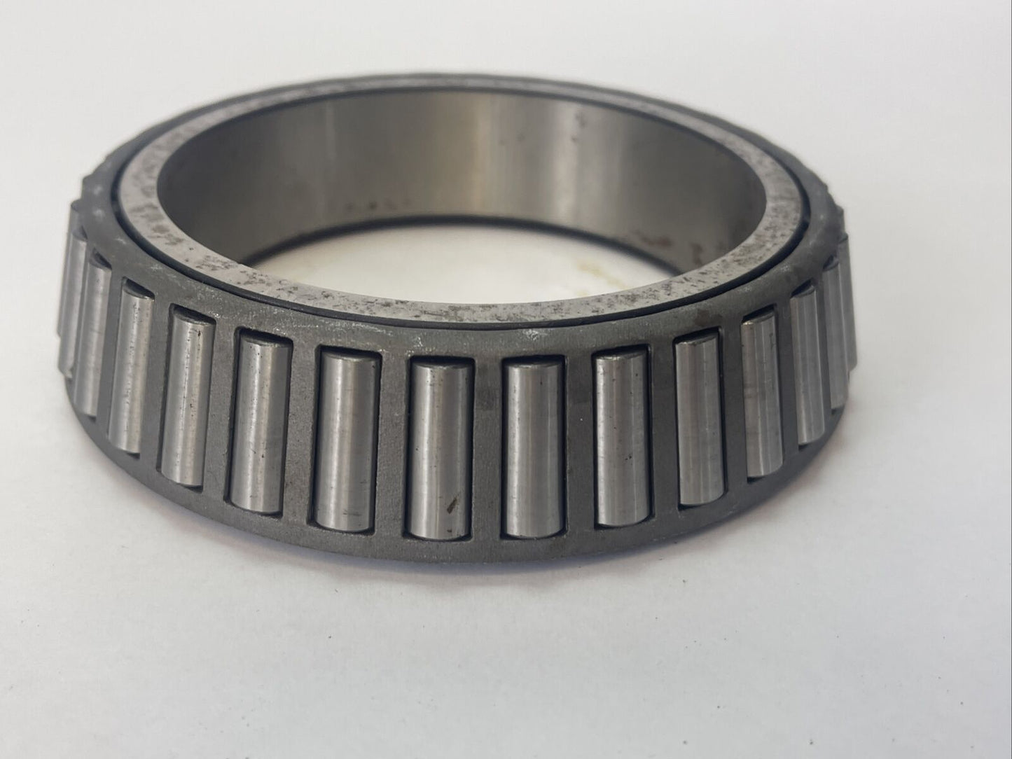 LM522546 BEARING