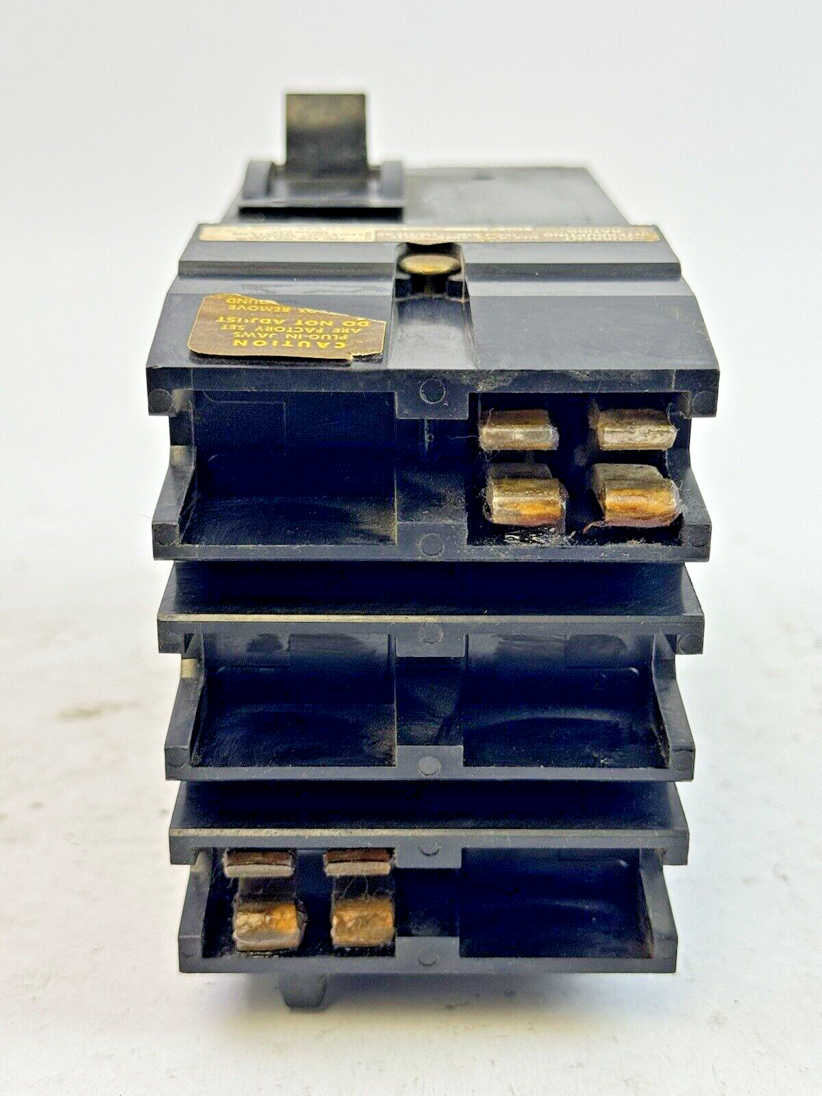 SQUARE D - Q221175AC - MOLDED CASE CIRCUIT BREAKER - 2 POLE/ 175 A/ 240 VAC