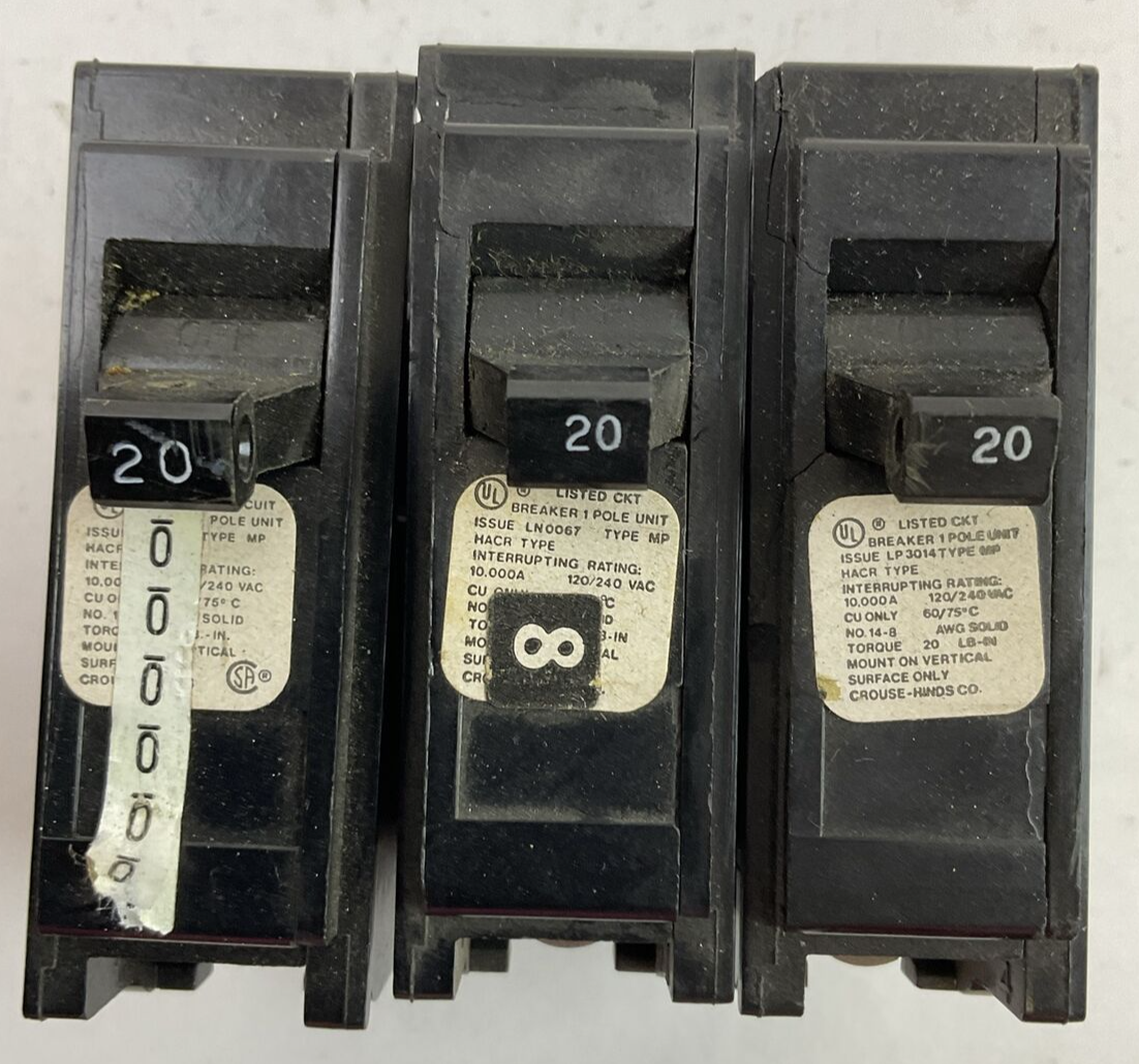 CROUSE-HINDS MP120 1POLE CIRCUIT BREAKER 20AMP 120/240VAC TYPE MP (LOT OF 3)